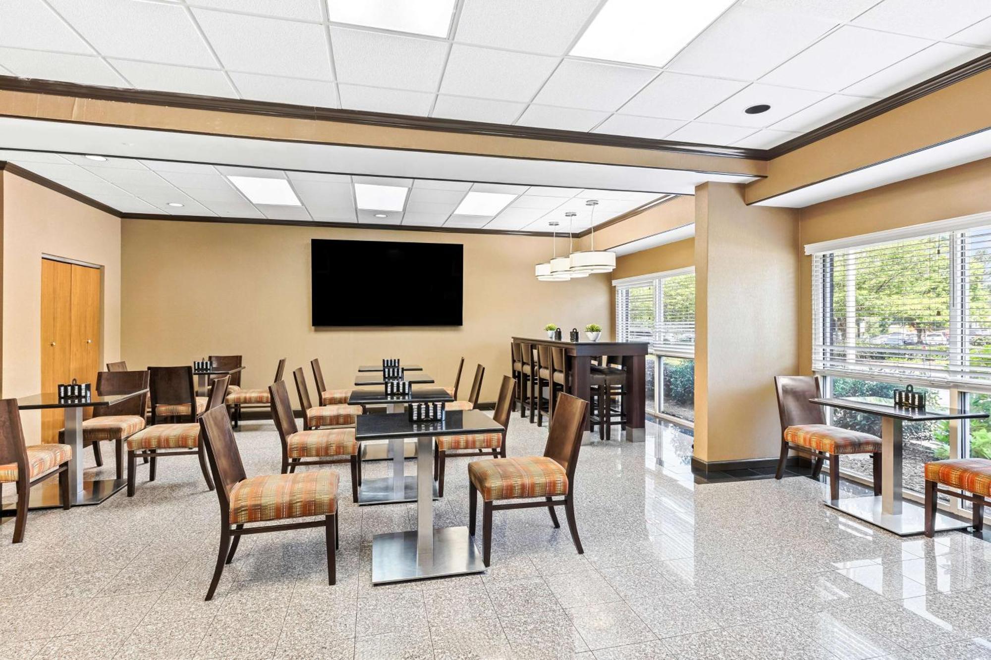 Best Western Gwinnett Center Дълут Екстериор снимка